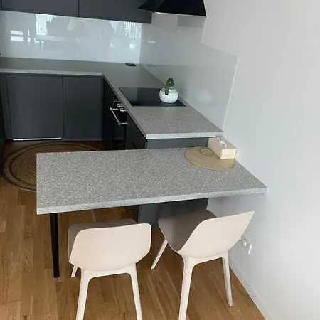 Отель Guthaus Aurora Братислава